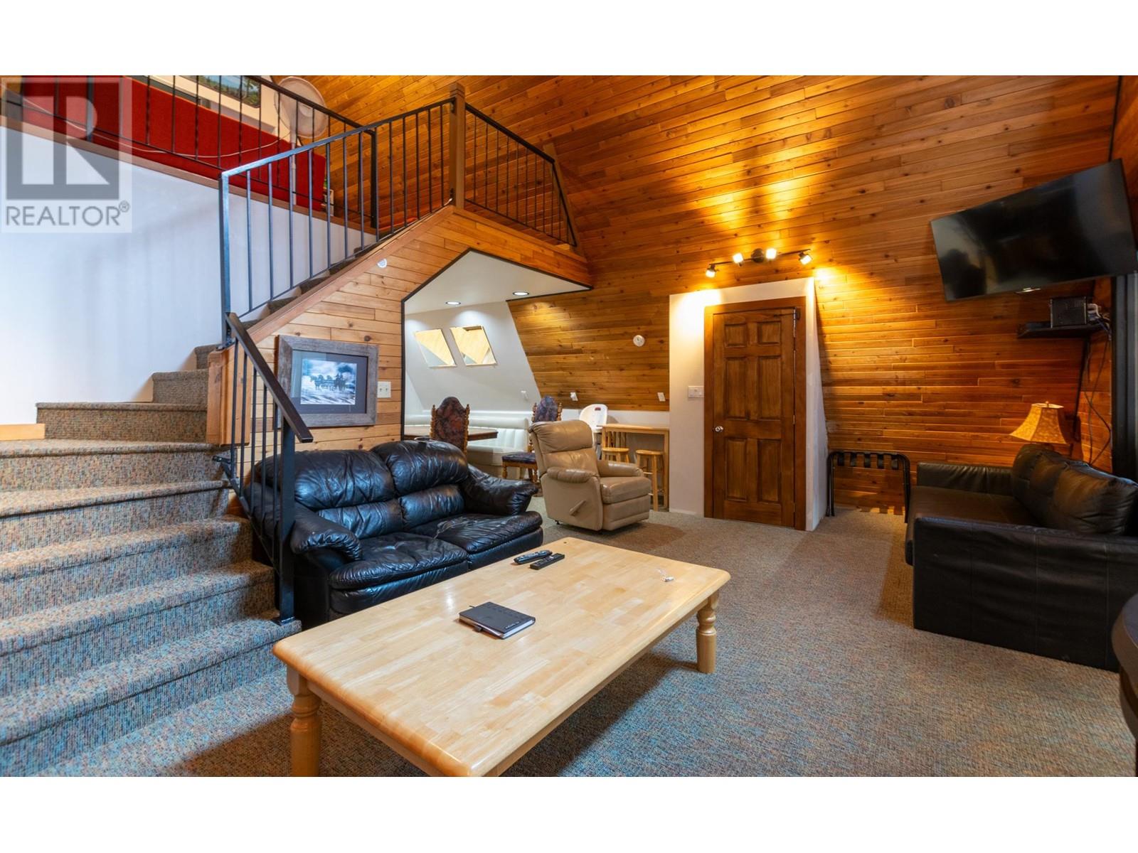 4025 Squilax-anglemont Road Property Photo 23