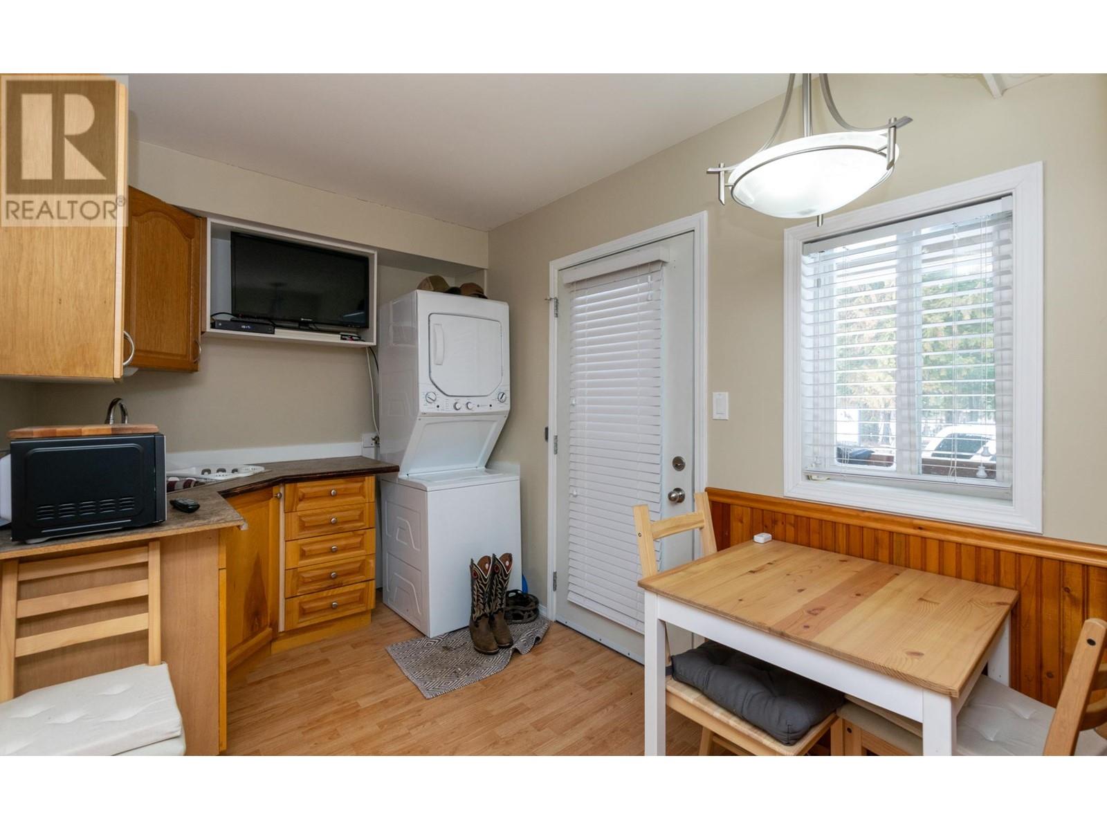 4025 Squilax-anglemont Road Property Photo 45