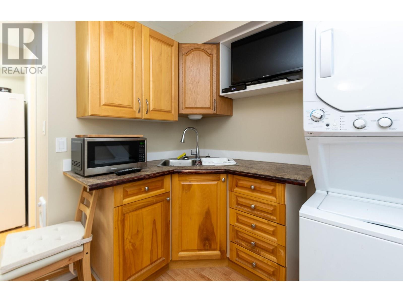 4025 Squilax-anglemont Road Property Photo 47