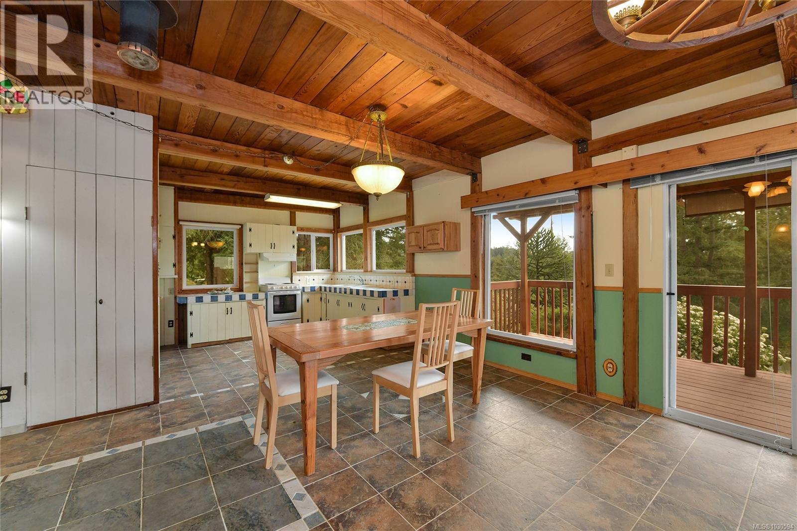 279 Wood Dale Dr Property Photo 14