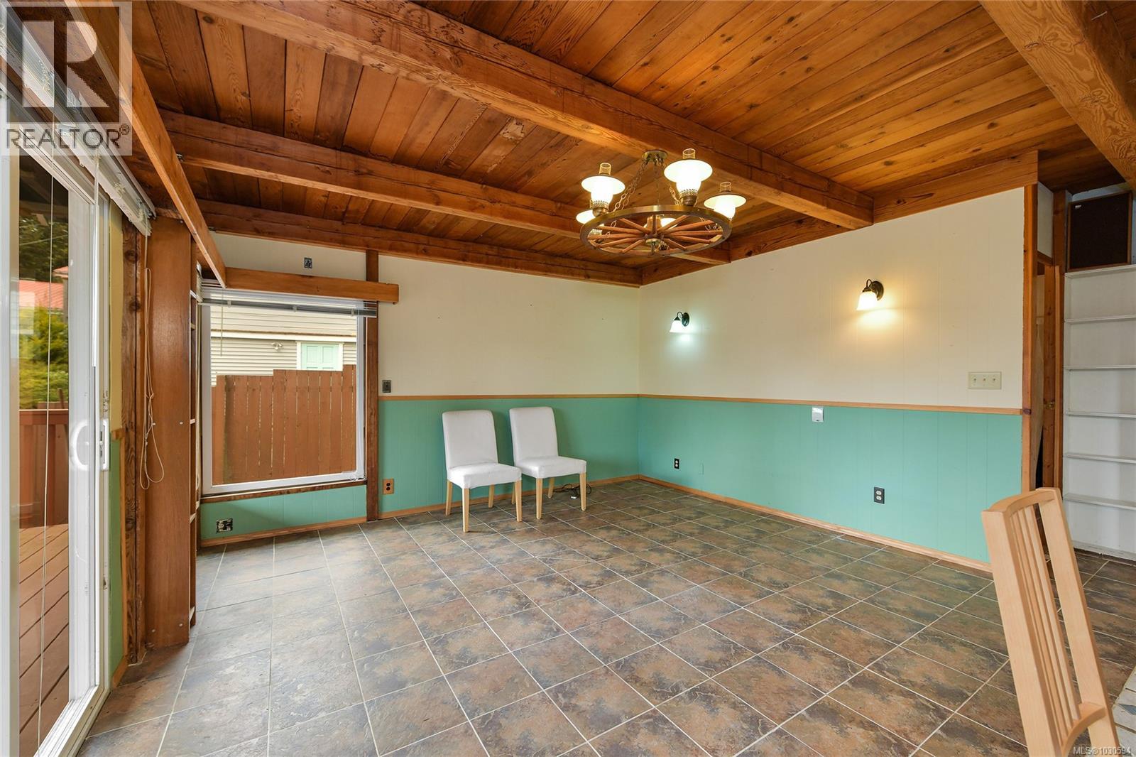 279 Wood Dale Dr Property Photo 19