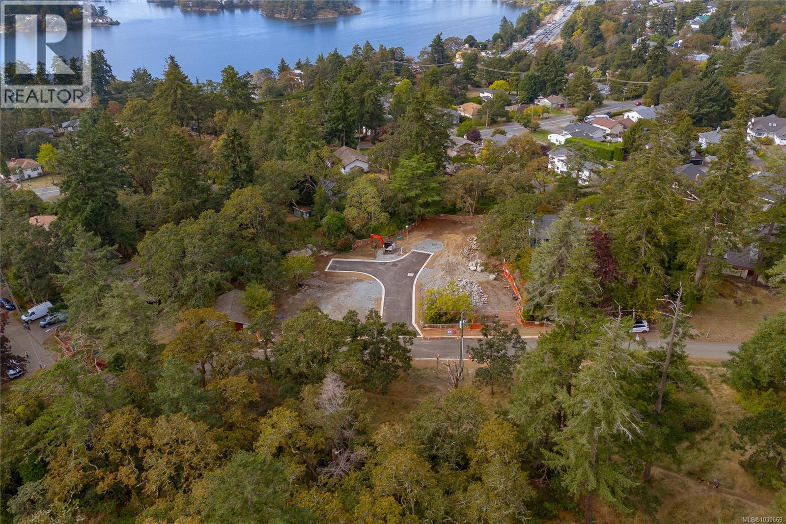 3802 Madaric Pl Property Photo 2