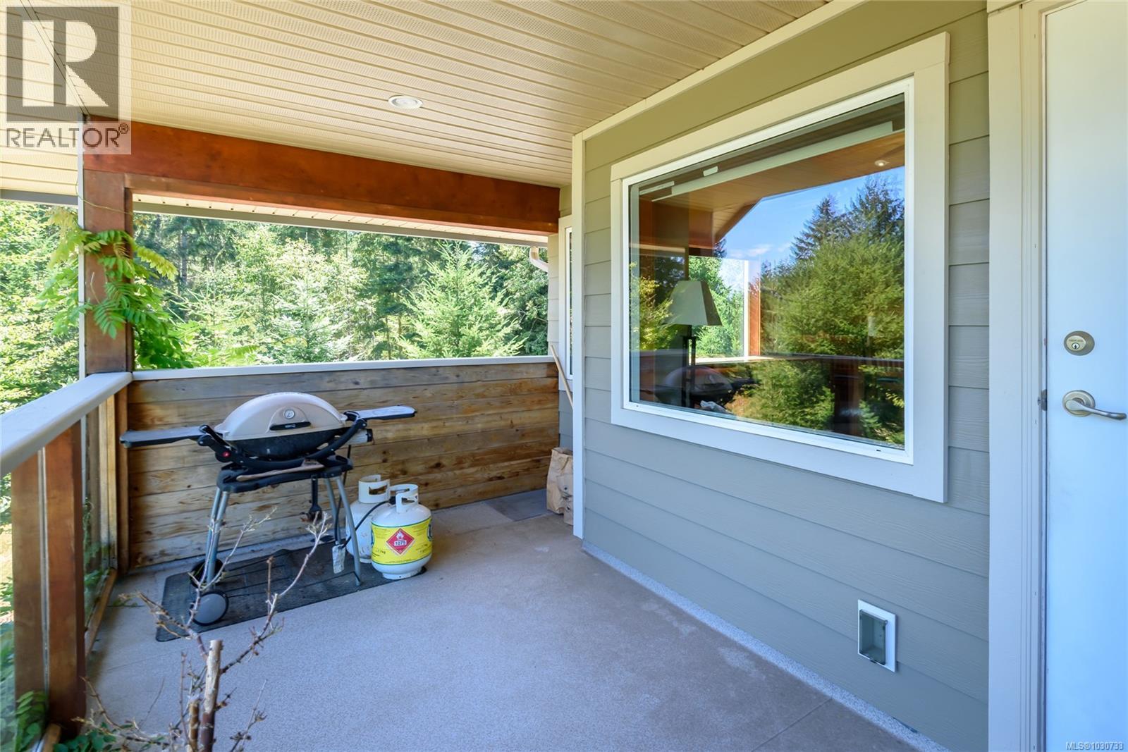 7455 Rodger Rd Property Photo 55