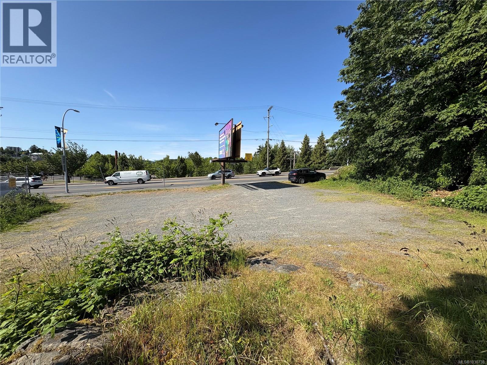 55 Comox Rd Property Photo 15
