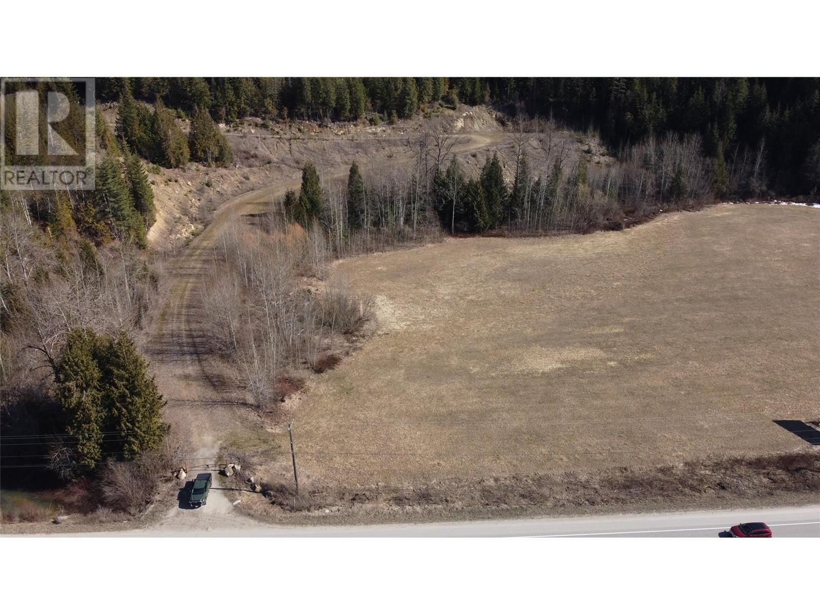 000 Trans Canada Highway Property Photo 1