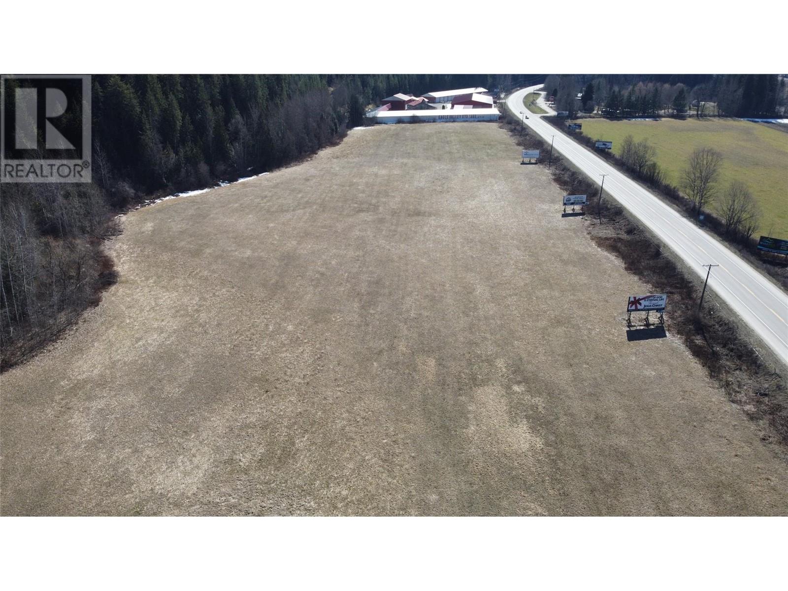 000 Trans Canada Highway Property Photo 2