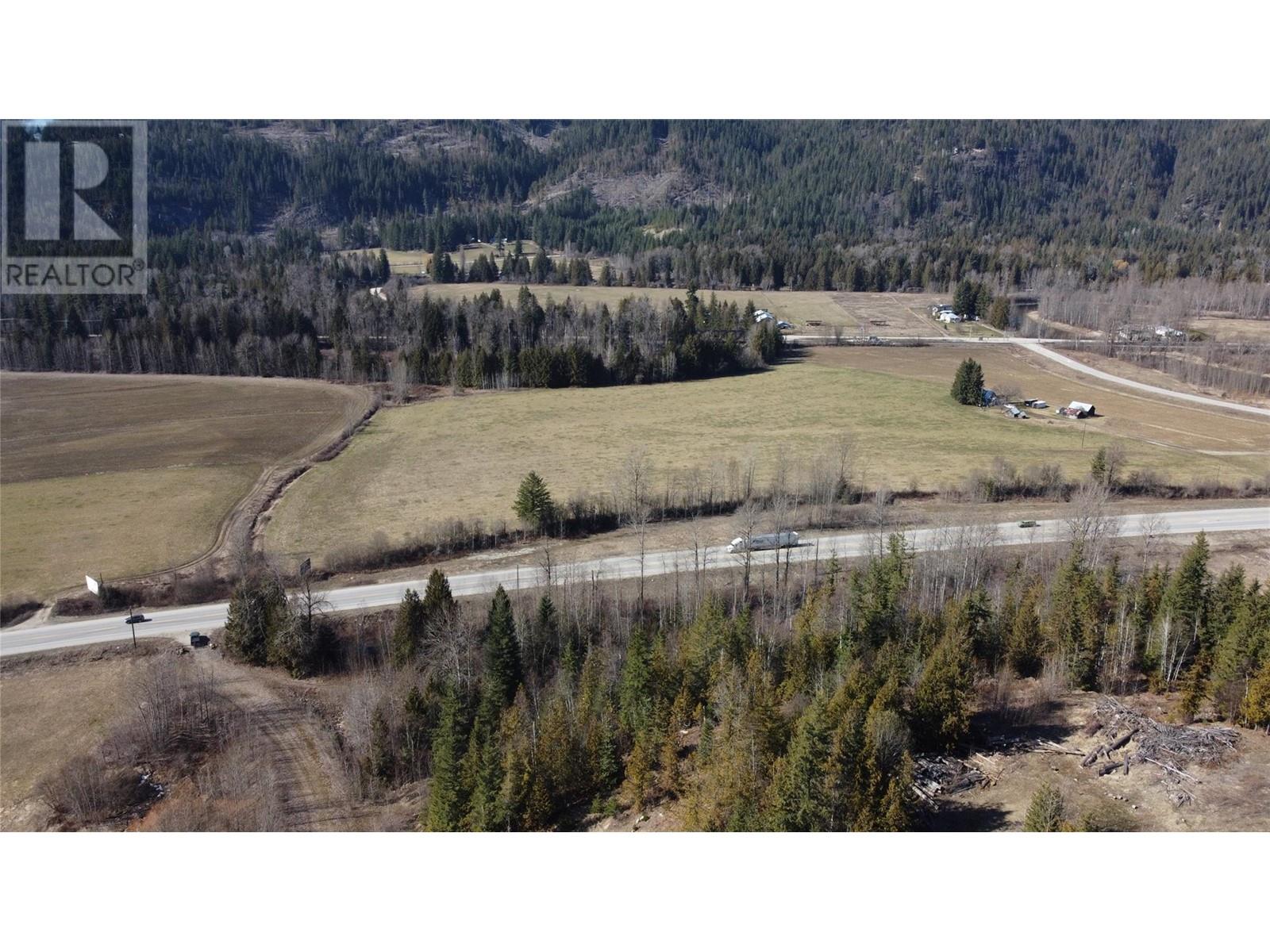 000 Trans Canada Highway Property Photo 14