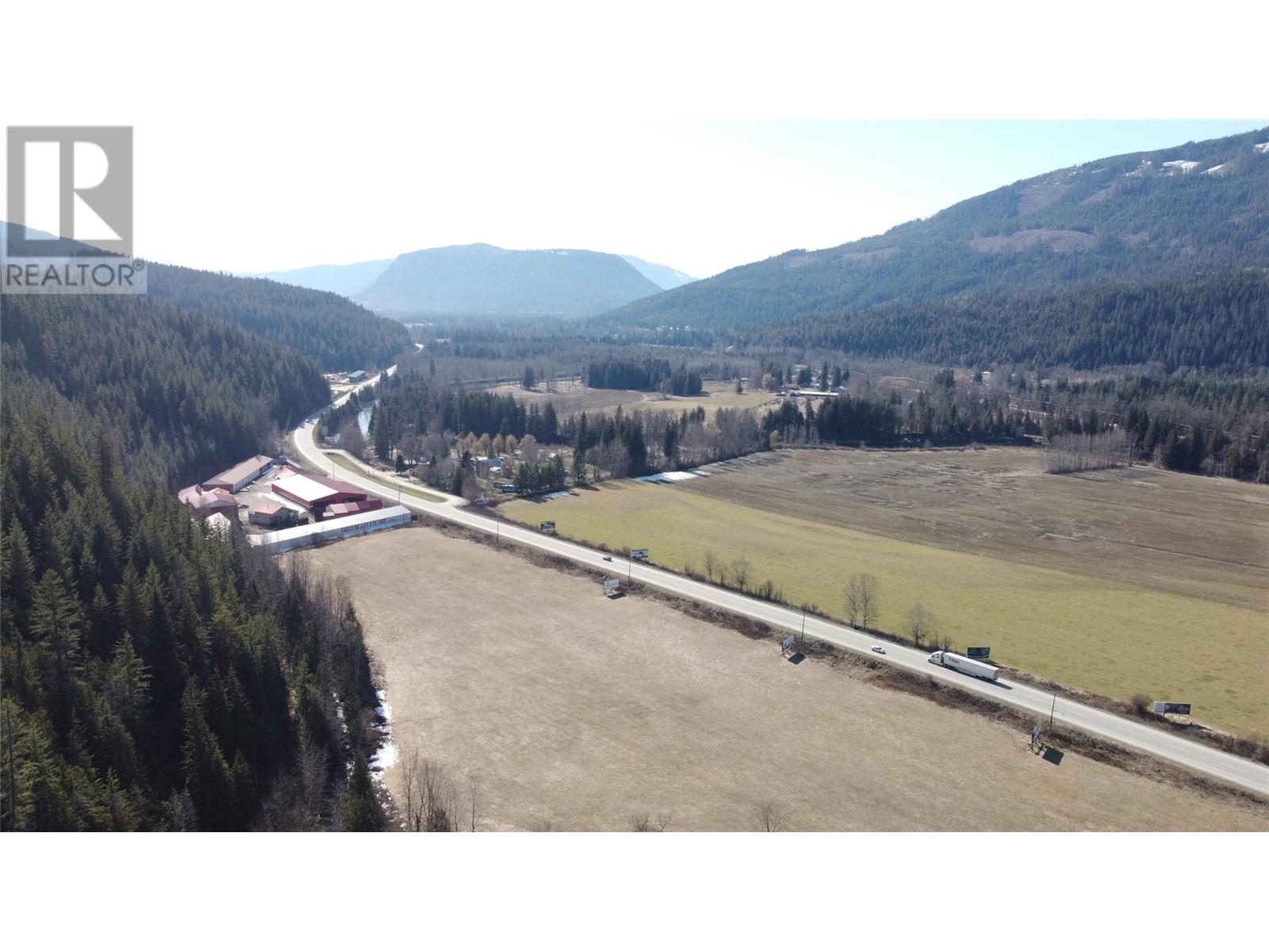 000 Trans Canada Highway Property Photo 16