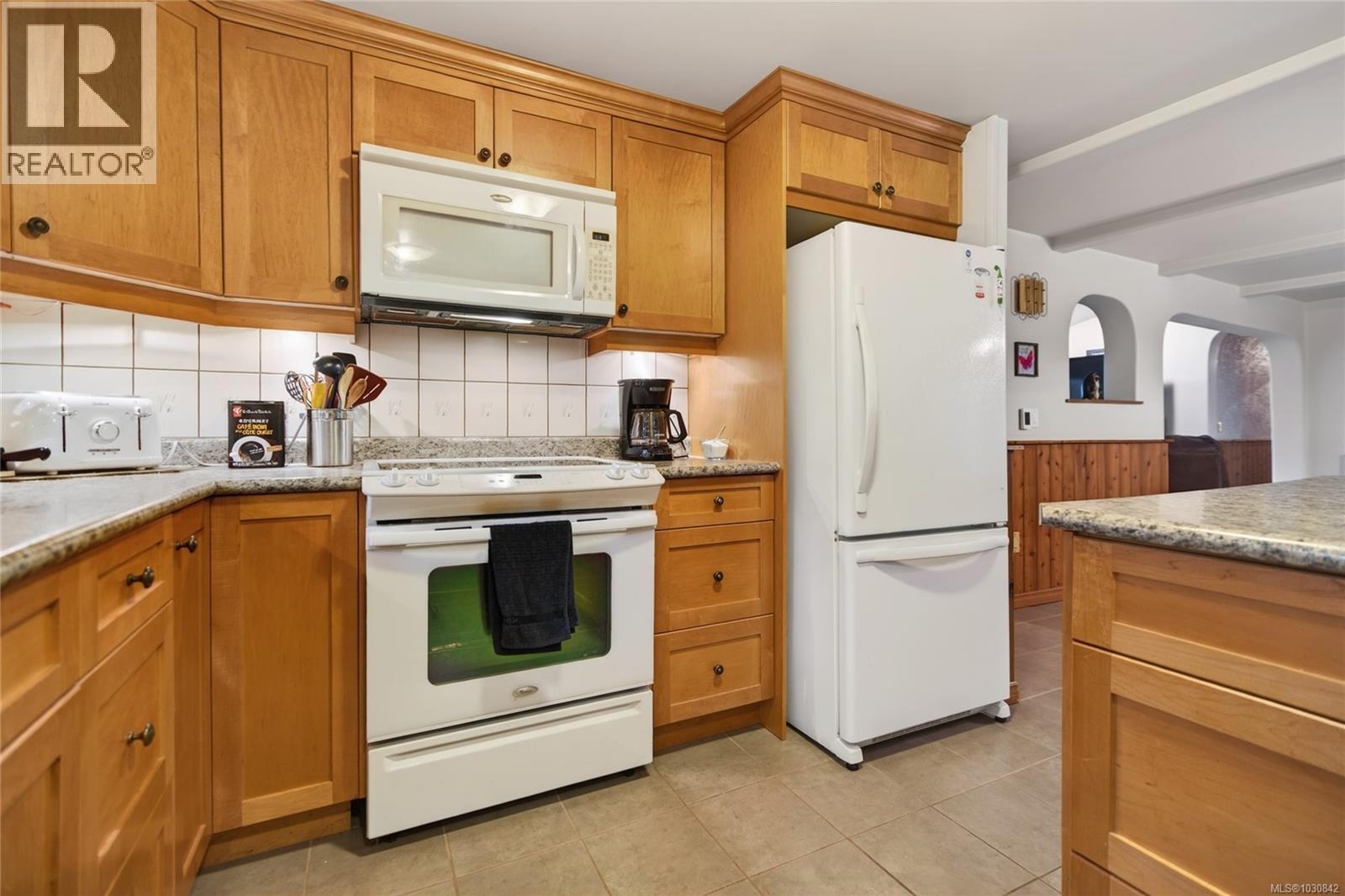 1267 Don Rd Property Photo 7