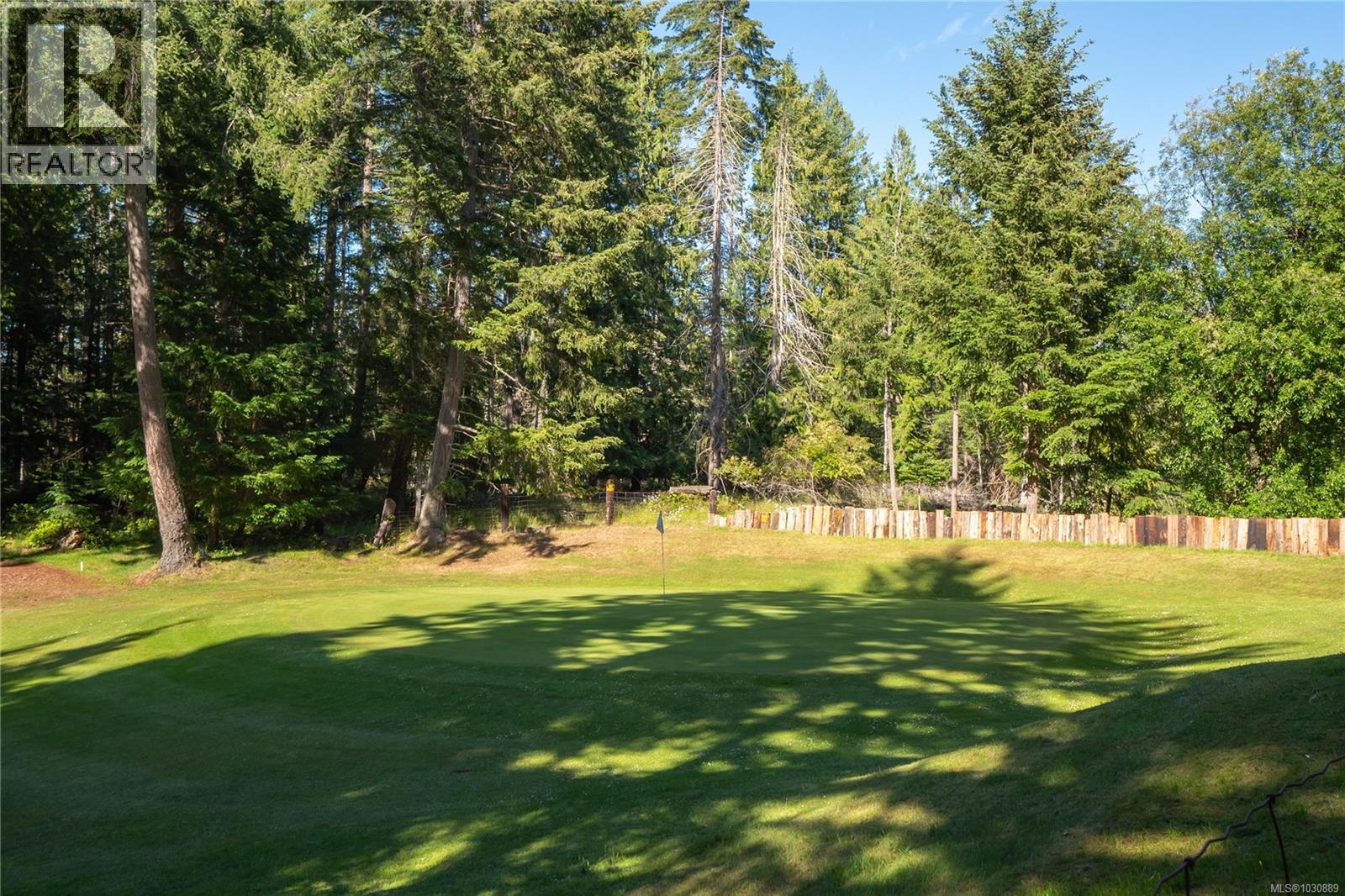 909 South Rd Property Photo 14