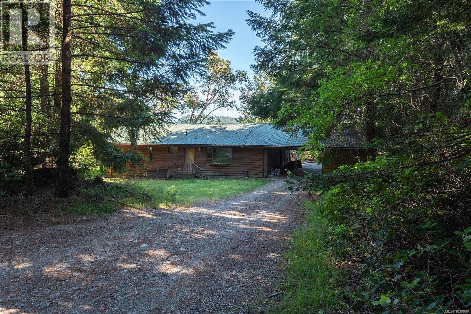 909 South Rd Property Photo 39