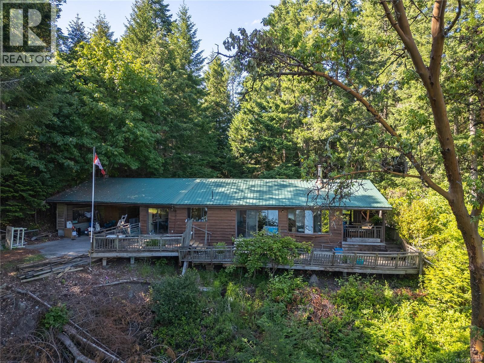 909 South Rd Property Photo 63