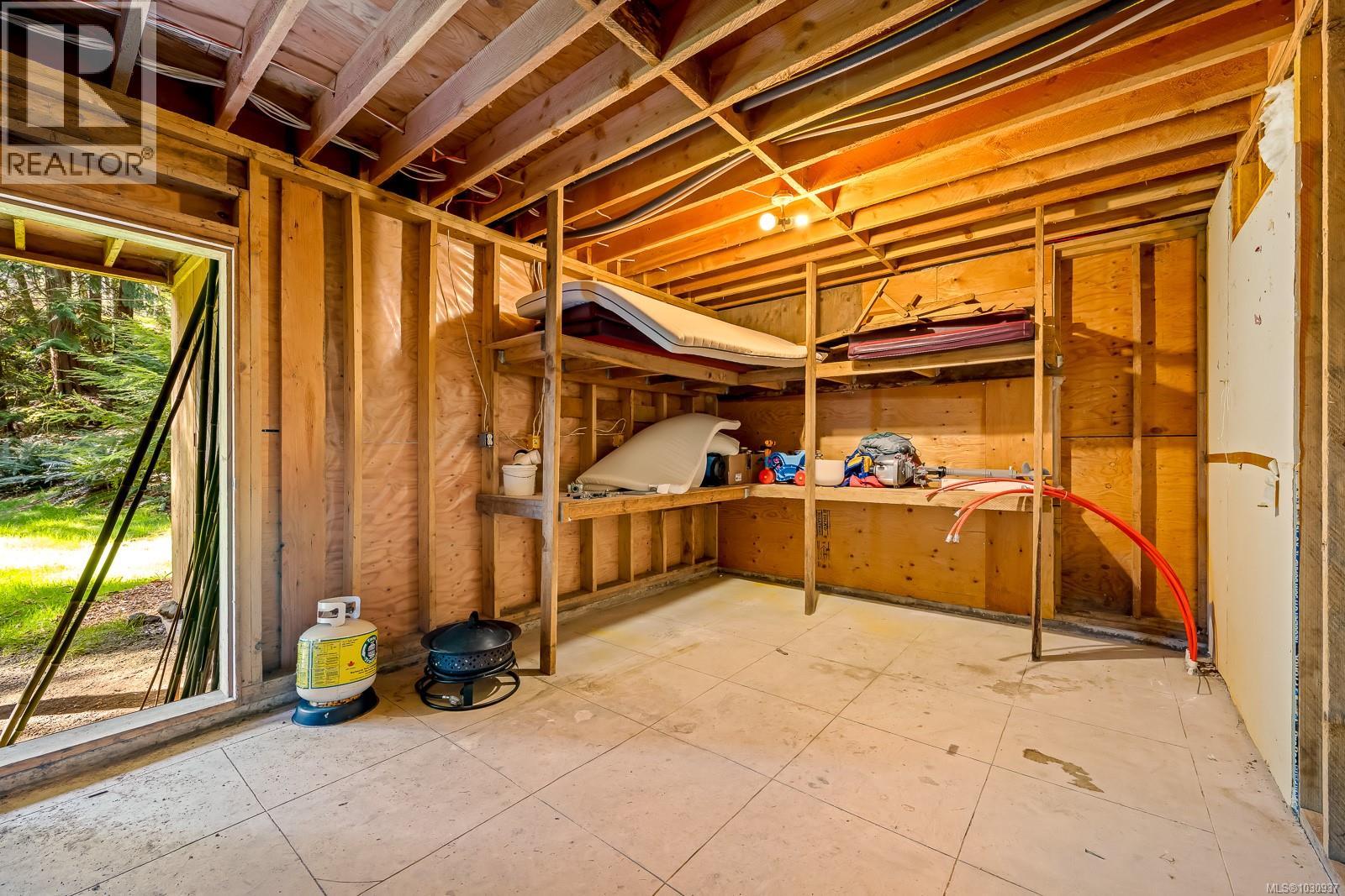 421 Whaletown Rd Property Photo 26