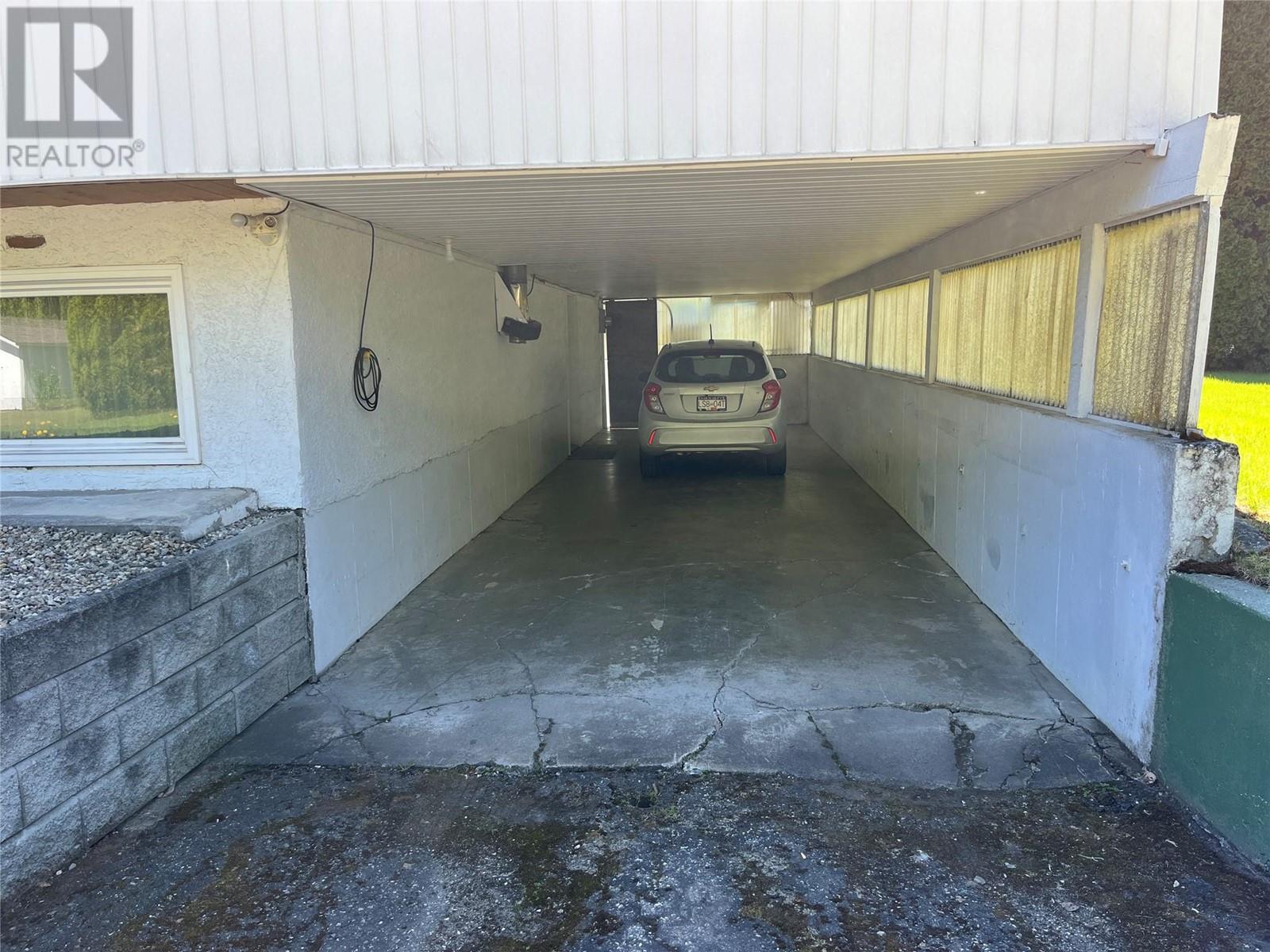 441 Oak Avenue Property Photo 27