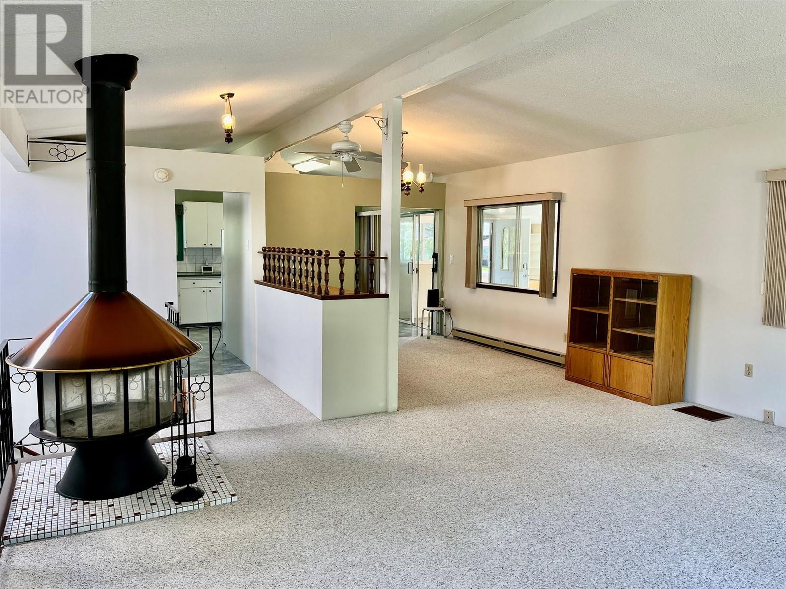 441 Oak Avenue Property Photo 42