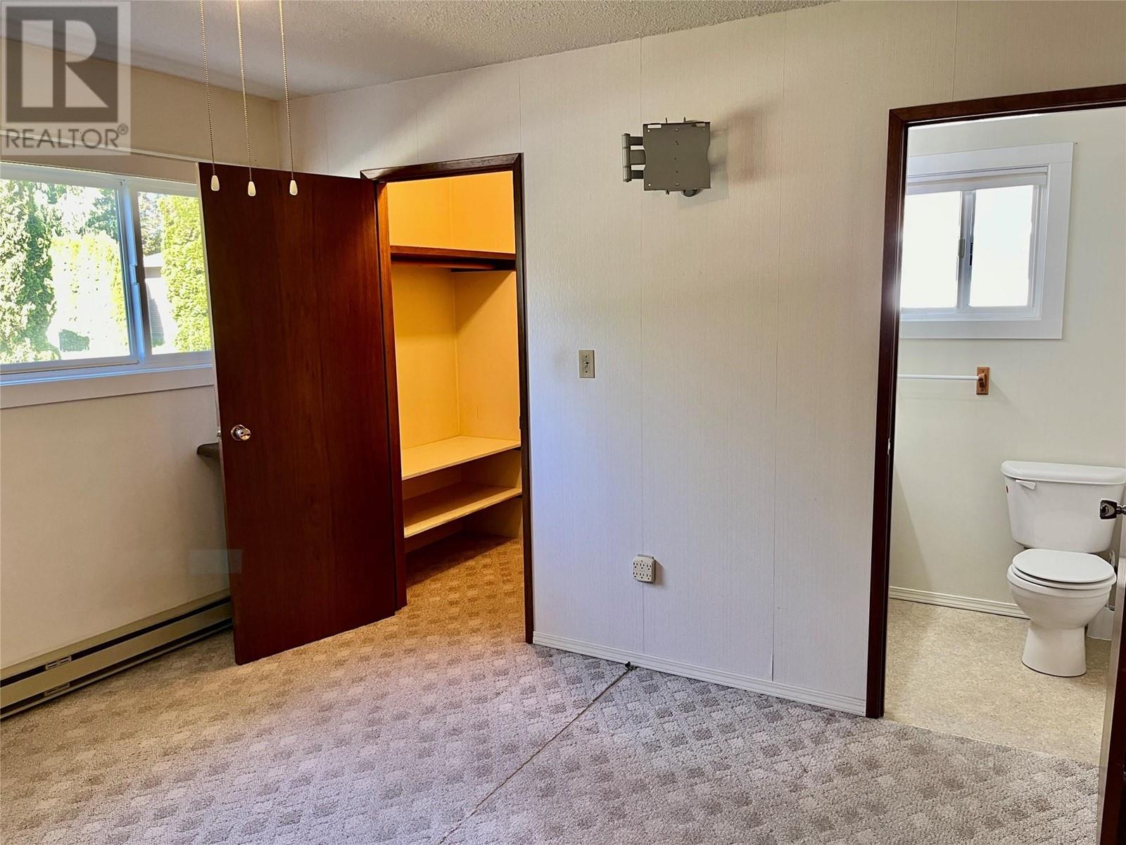 441 Oak Avenue Property Photo 50