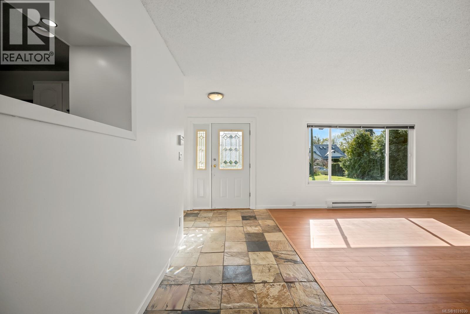8987 Mclarey Ave Property Photo 3