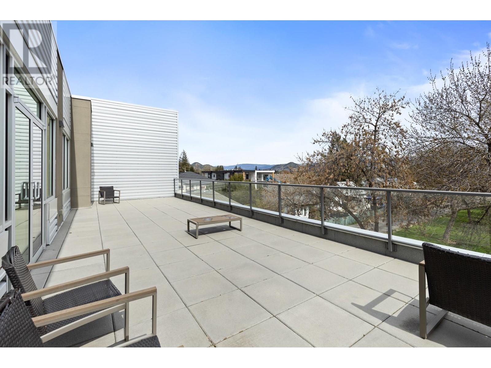 590 Mckay Avenue Unit# 3rd Fl Property Photo 9