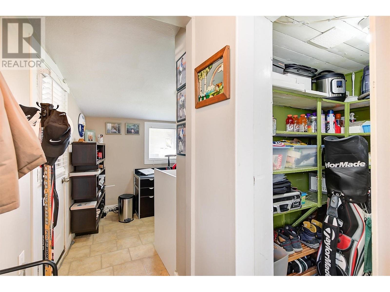 559 Cambridge Avenue Property Photo 21