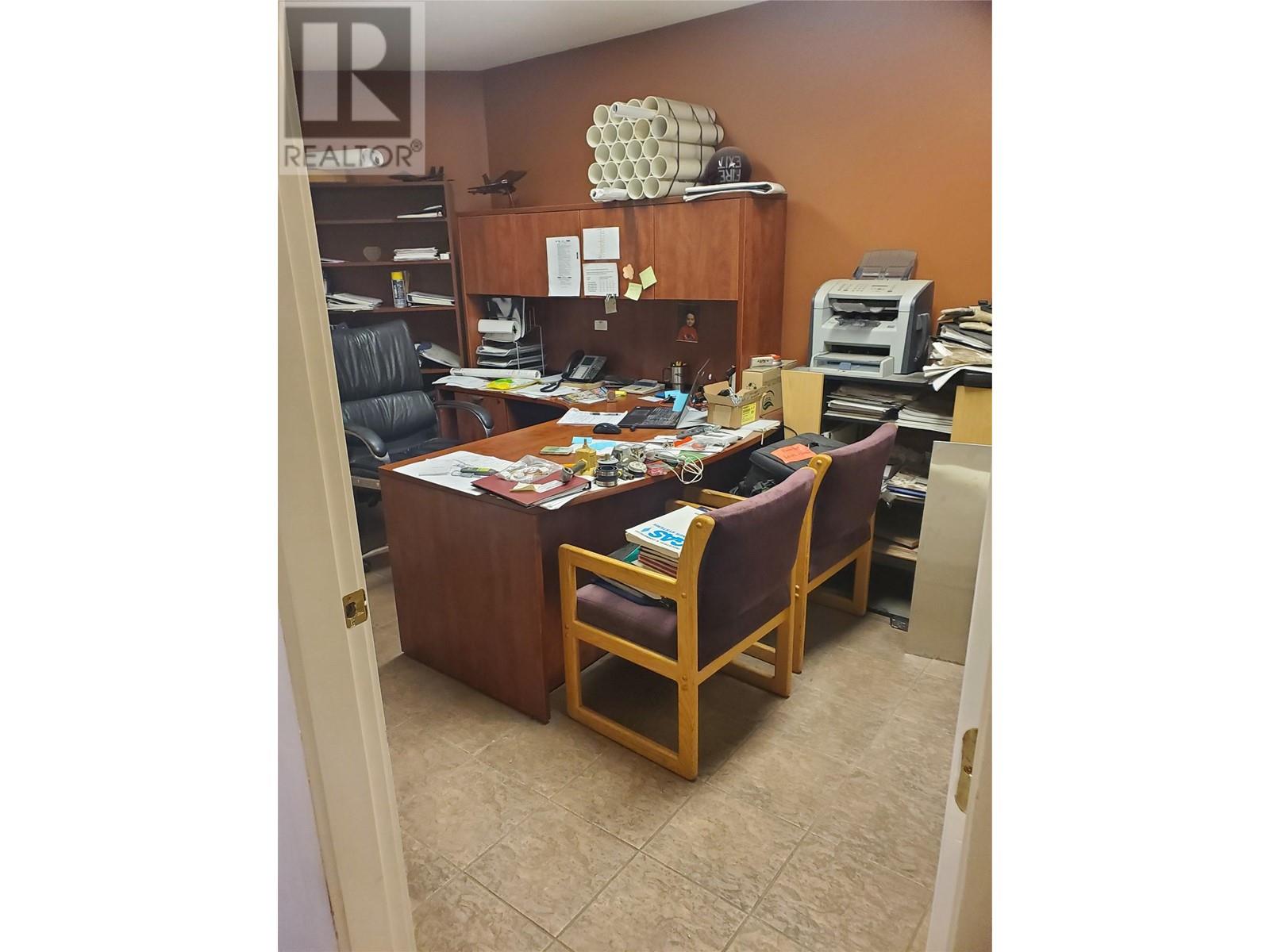 220 Neave Road Unit# 4 Property Photo 6