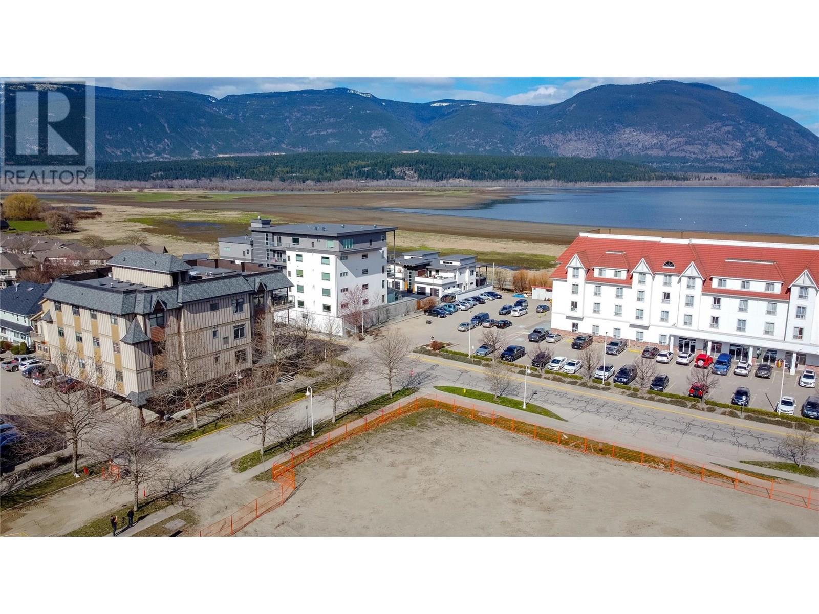 250 Harbourfront Drive Ne Property Photo 22