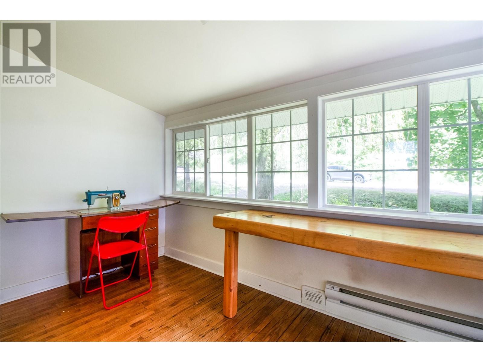 129 Maple Street Property Photo 26