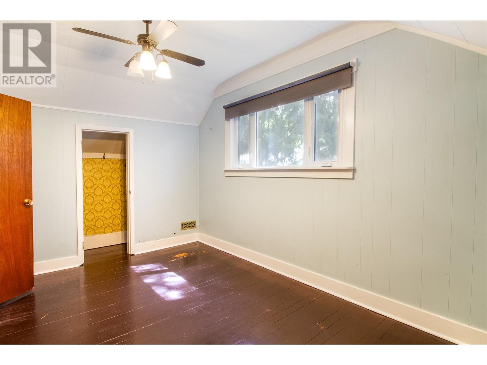 129 Maple Street Property Photo 32