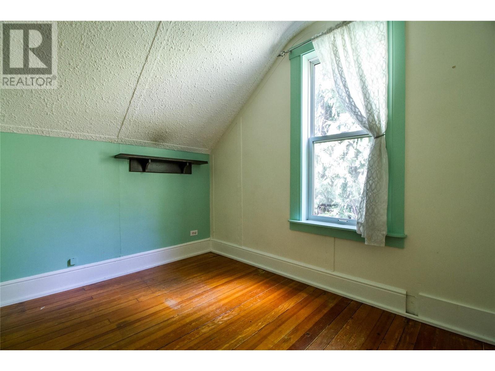 129 Maple Street Property Photo 34