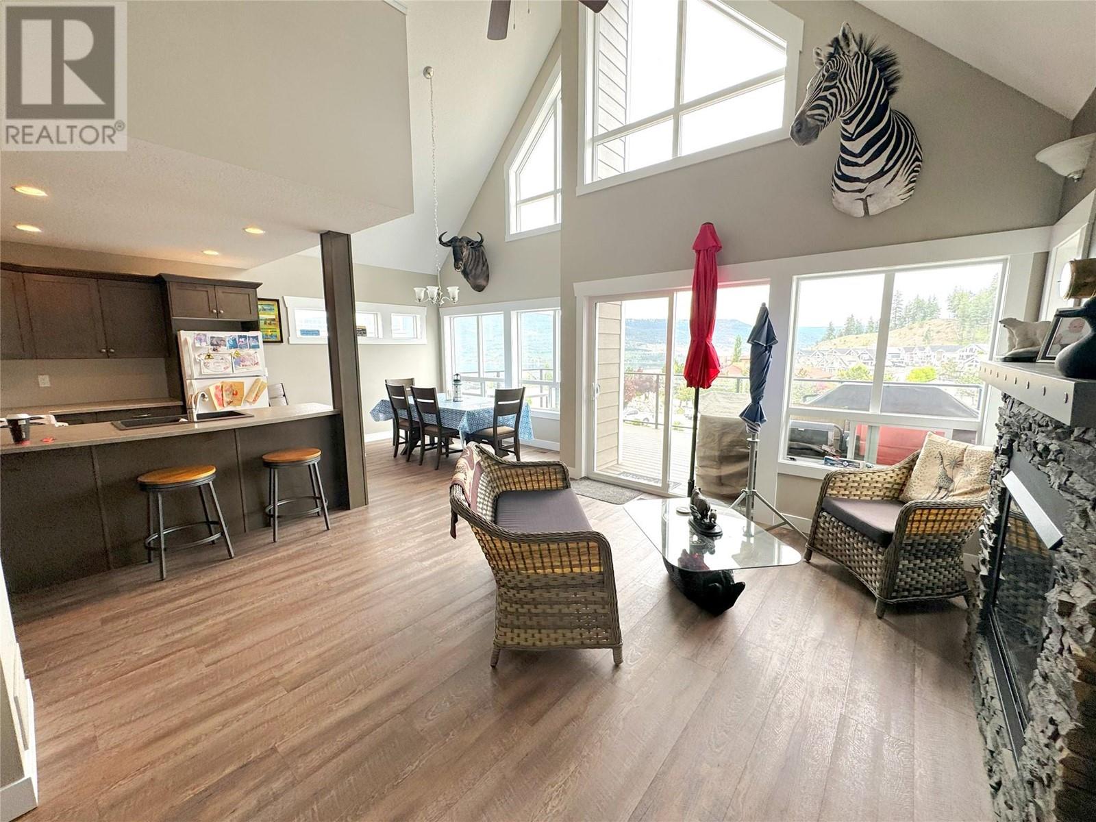 6862 Madrid Way Property Photo 14