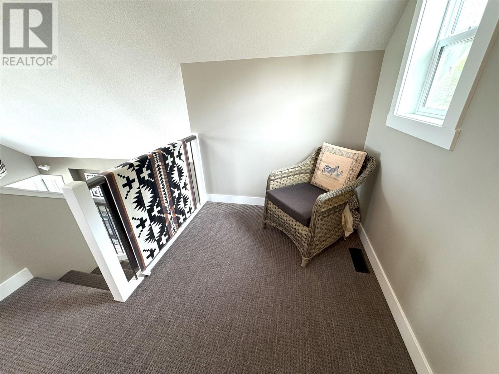6862 Madrid Way Property Photo 23