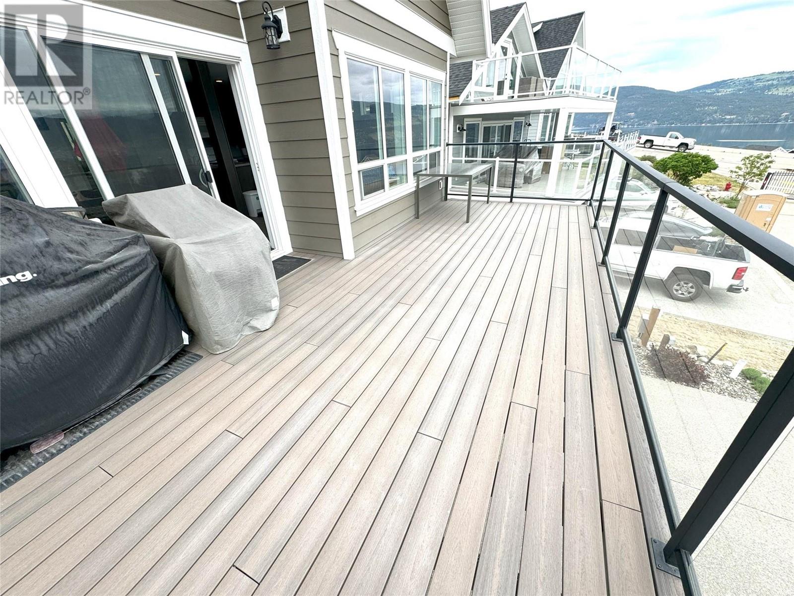6862 Madrid Way Property Photo 30