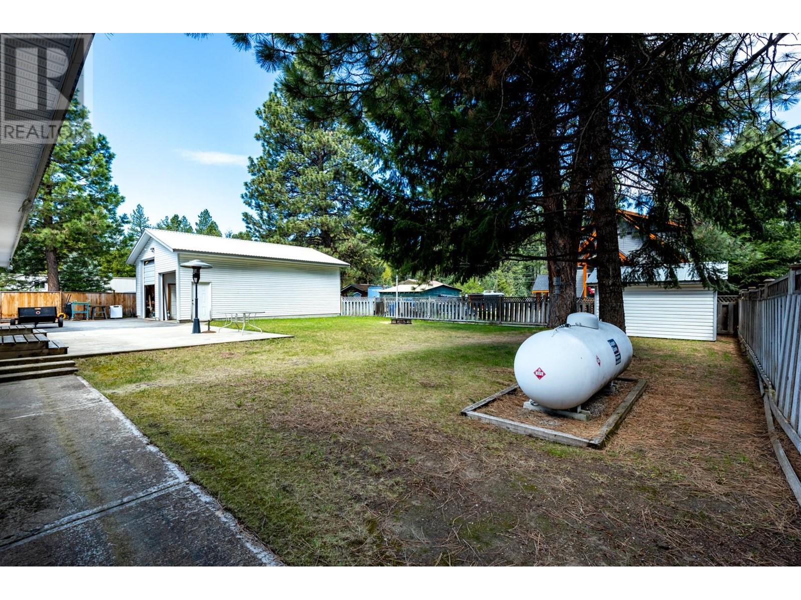 146 1st Street Property Photo 7