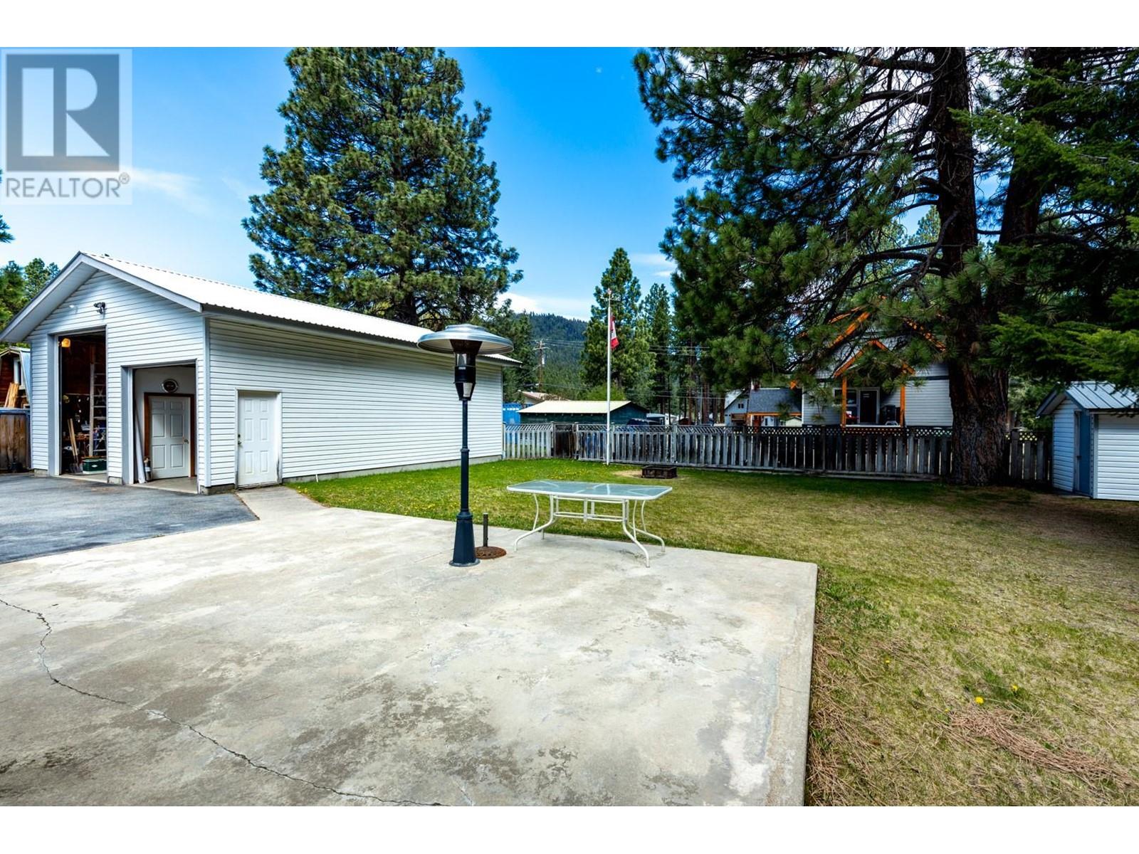 146 1st Street Property Photo 8