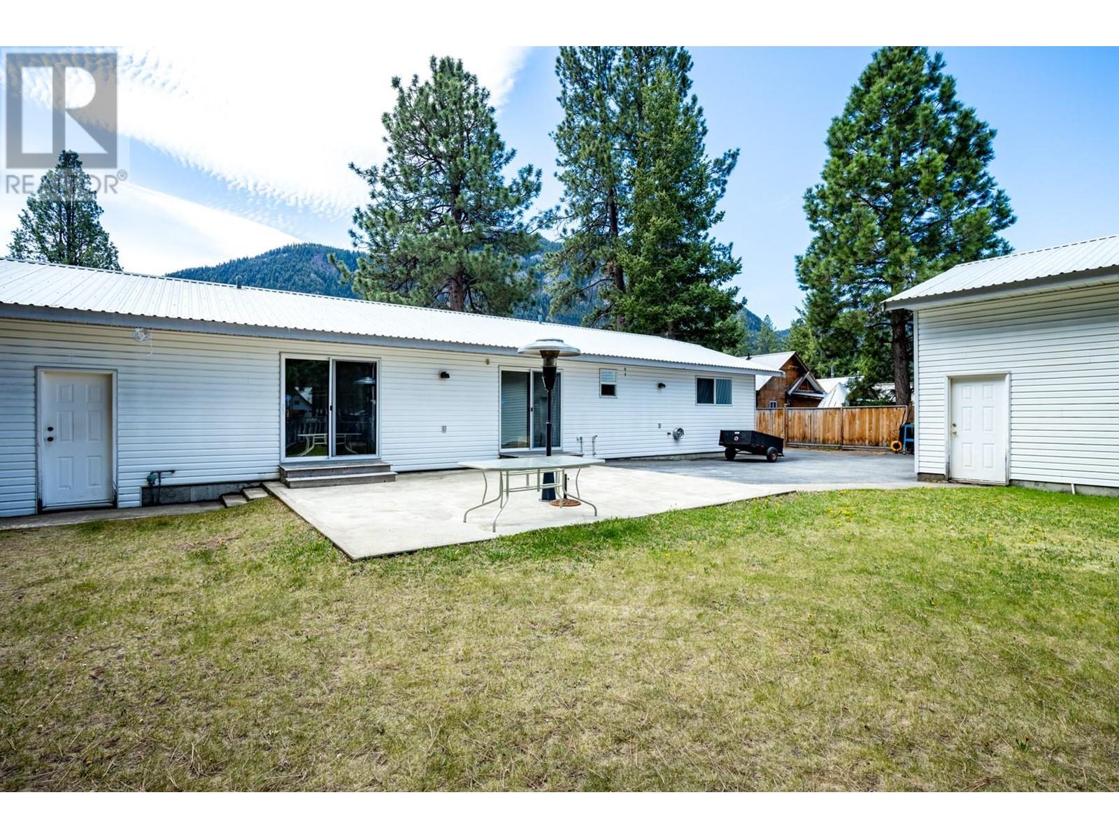 146 1st Street Property Photo 19