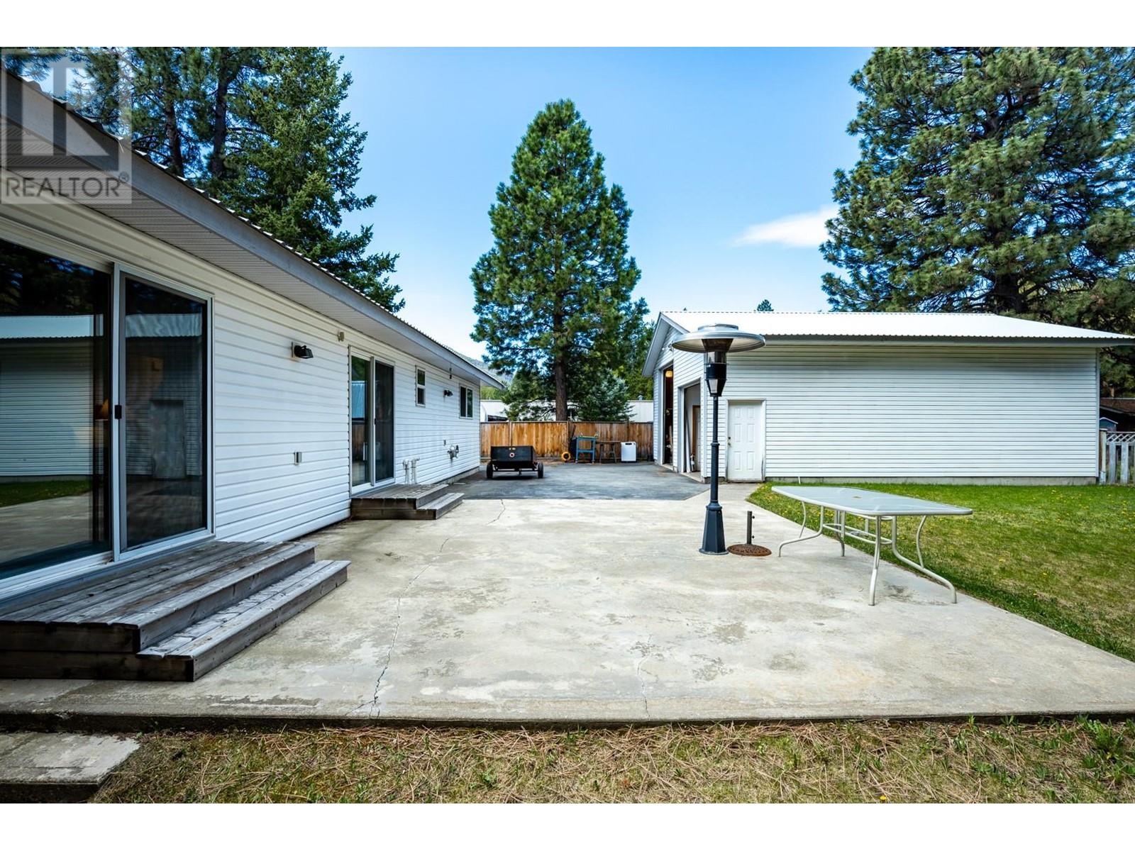 146 1st Street Property Photo 20