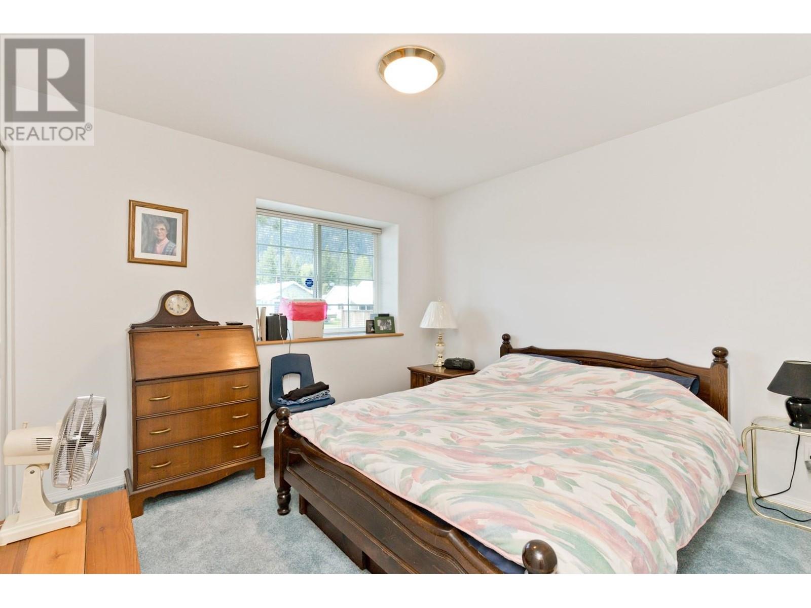 146 1st Street Property Photo 40