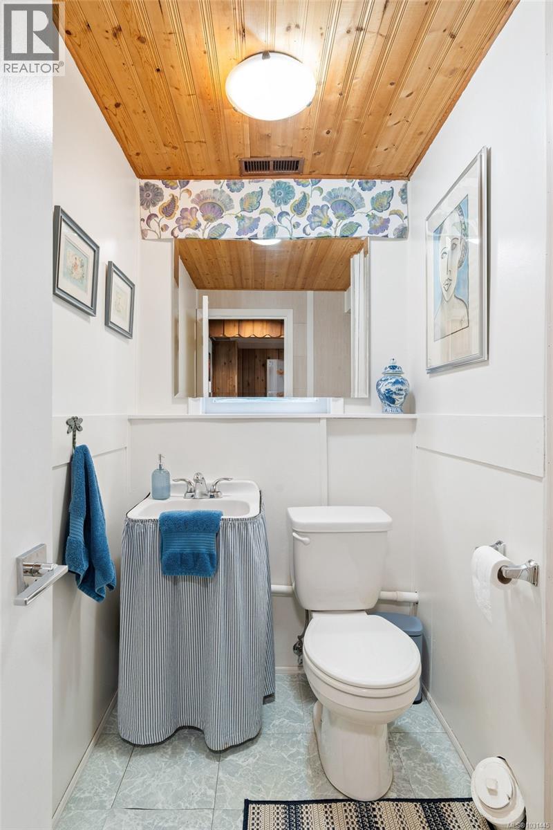 2320 Dolphin Rd Property Photo 32