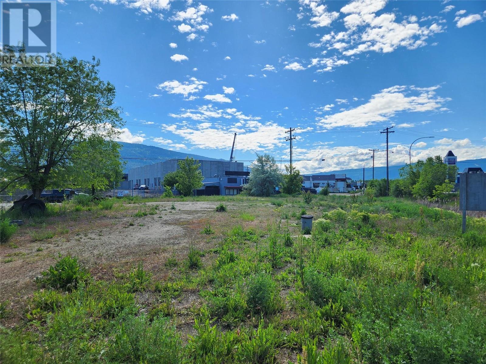 4600 4604 34 Street Property Photo 3