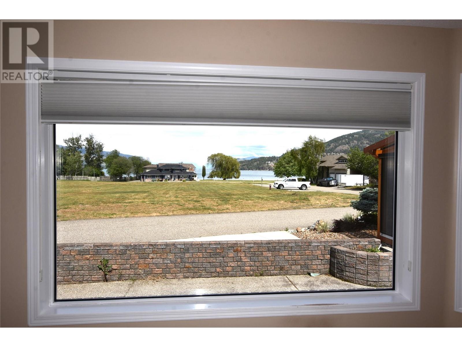 649 Elk Street Property Photo 5