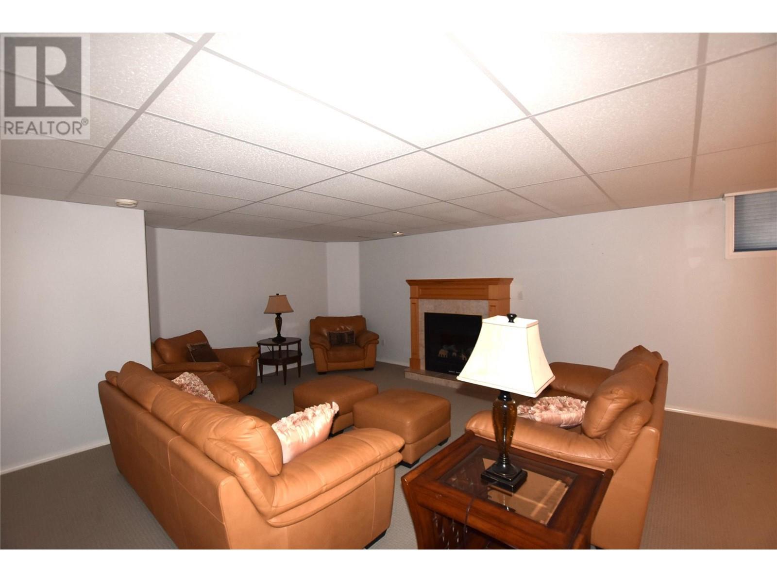 649 Elk Street Property Photo 21