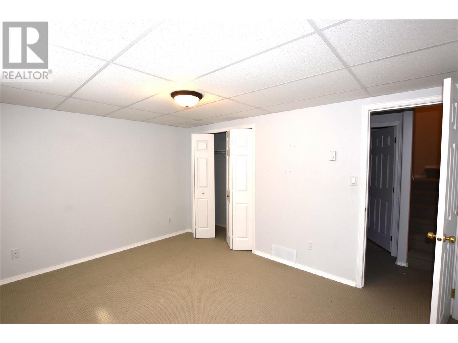 649 Elk Street Property Photo 26