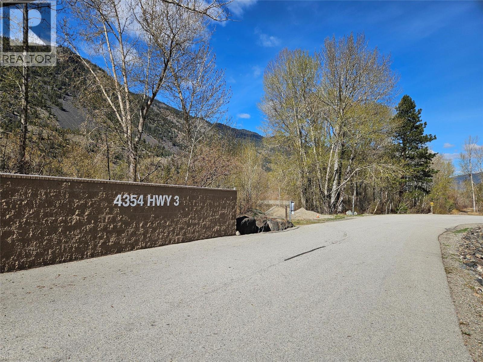 4354 Highway 3 Unit# 36 Property Photo 2