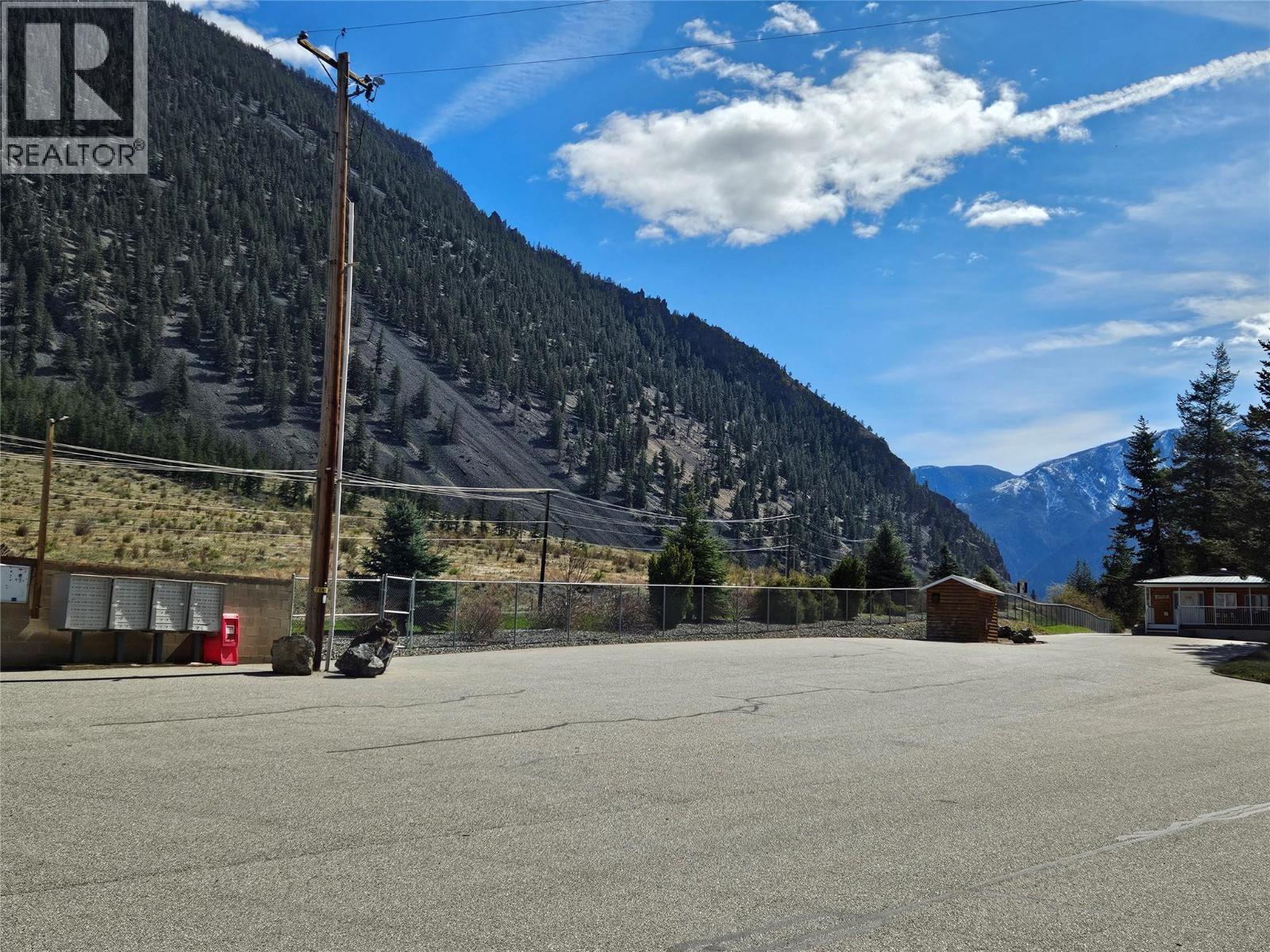 4354 Highway 3 Unit# 36 Property Photo 11