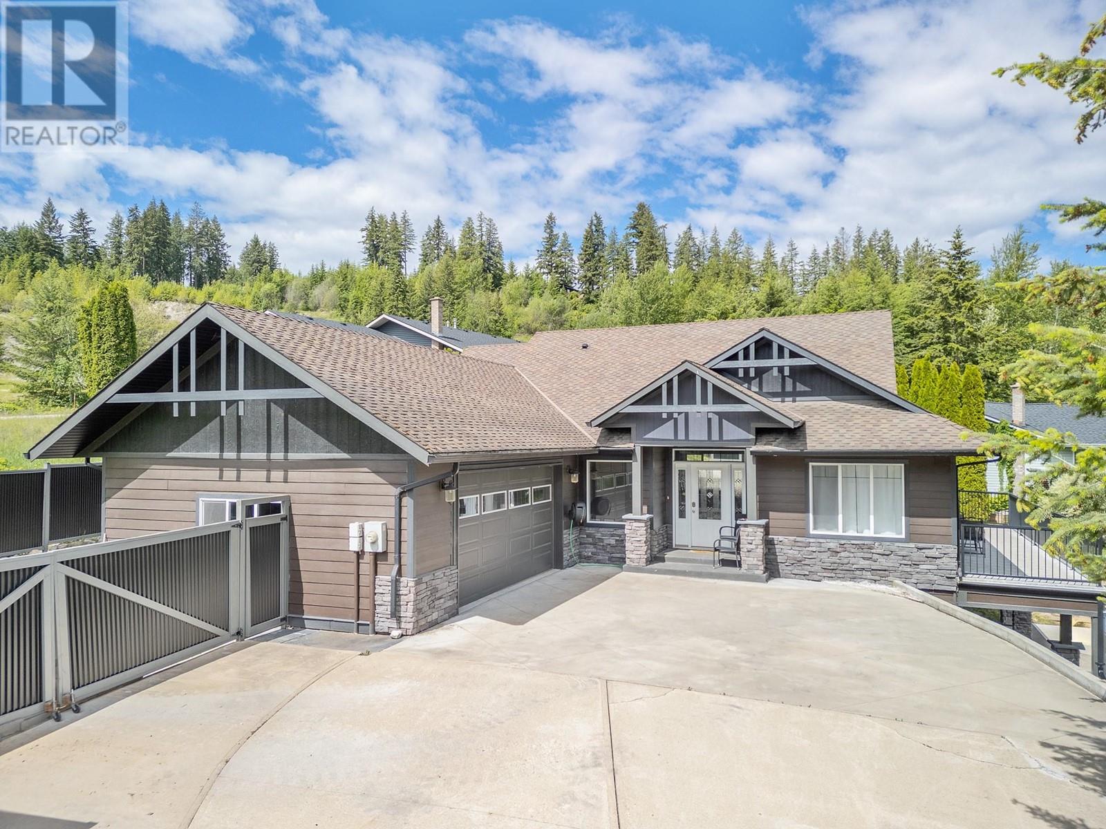2593 Glenmount Place Property Photo 1