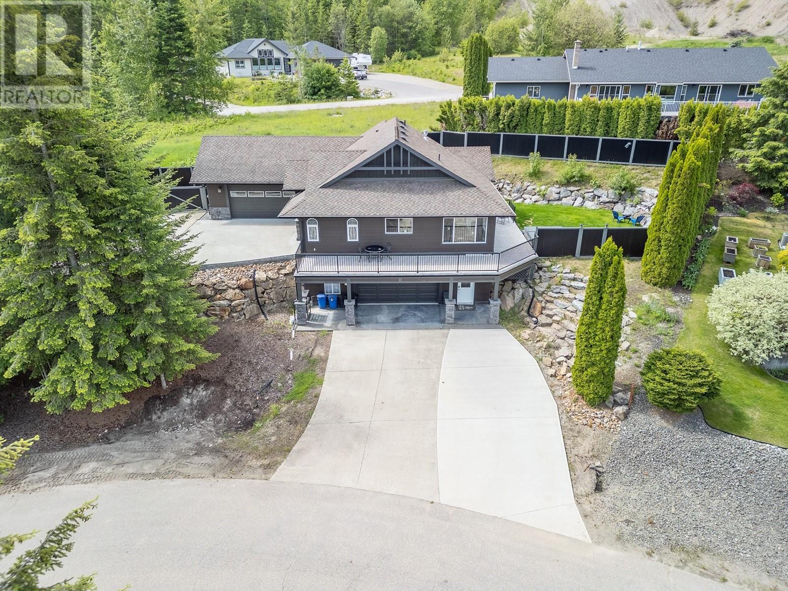 2593 Glenmount Place Property Photo 4