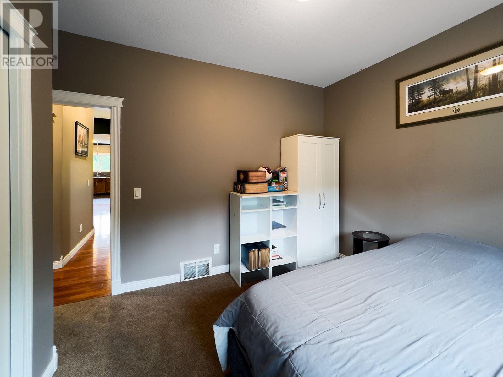 2593 Glenmount Place Property Photo 17