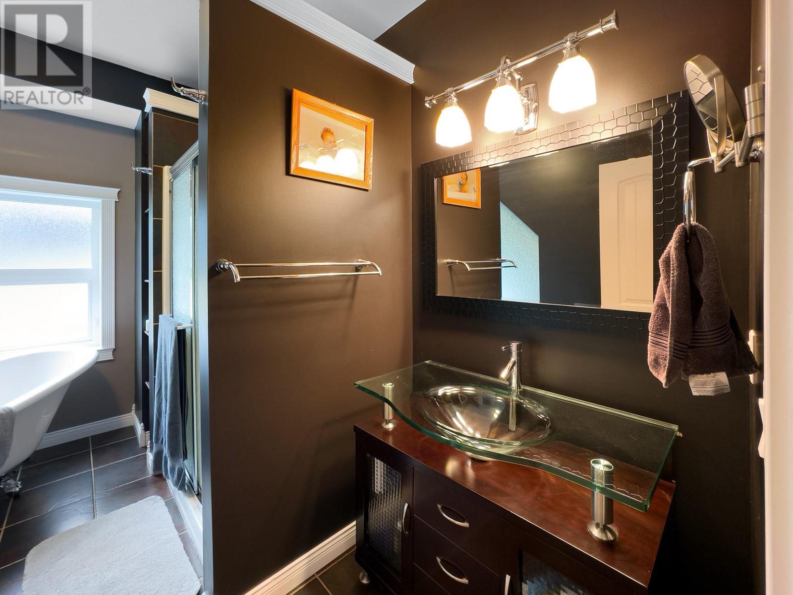 2593 Glenmount Place Property Photo 20