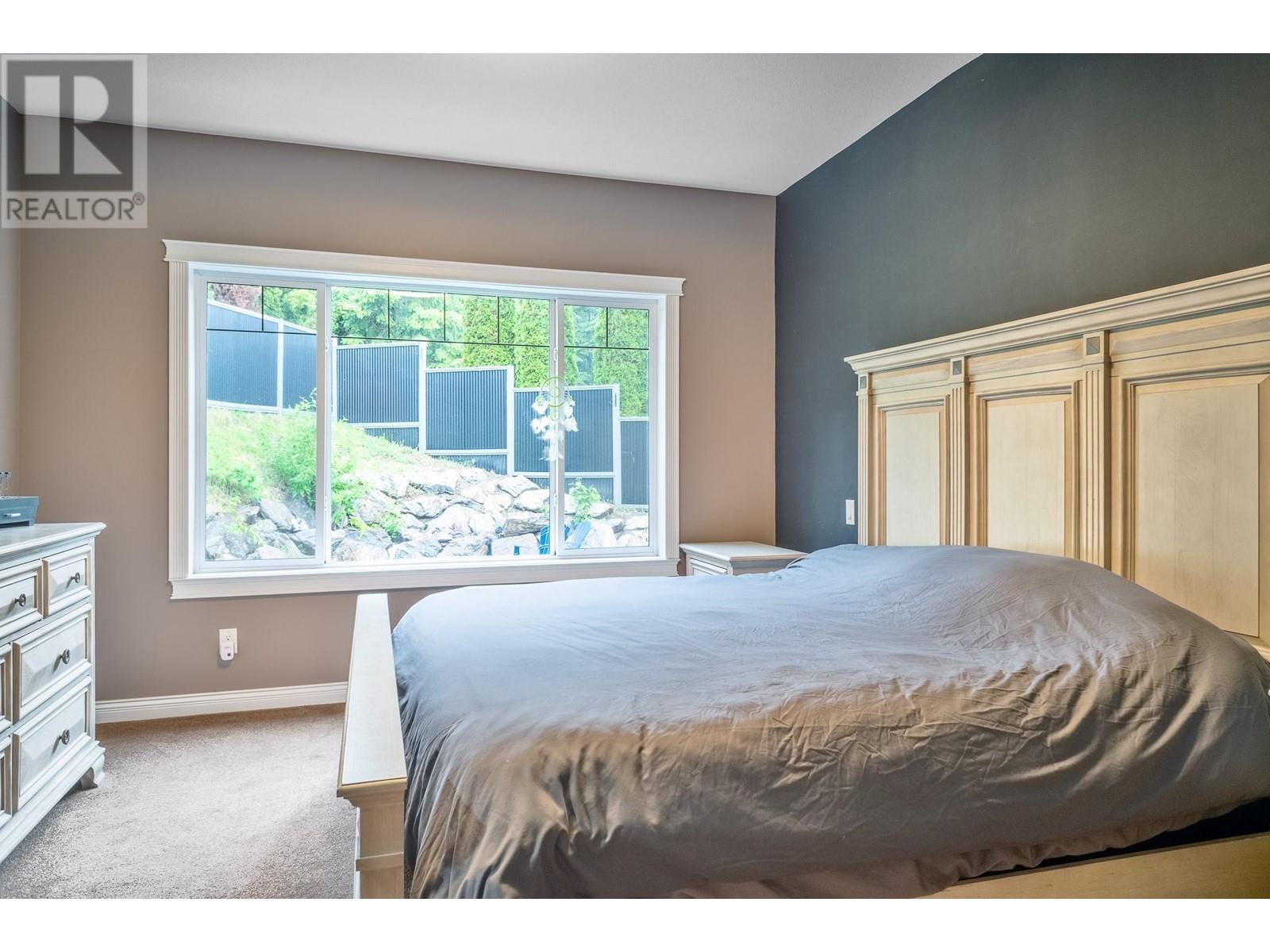 2593 Glenmount Place Property Photo 23