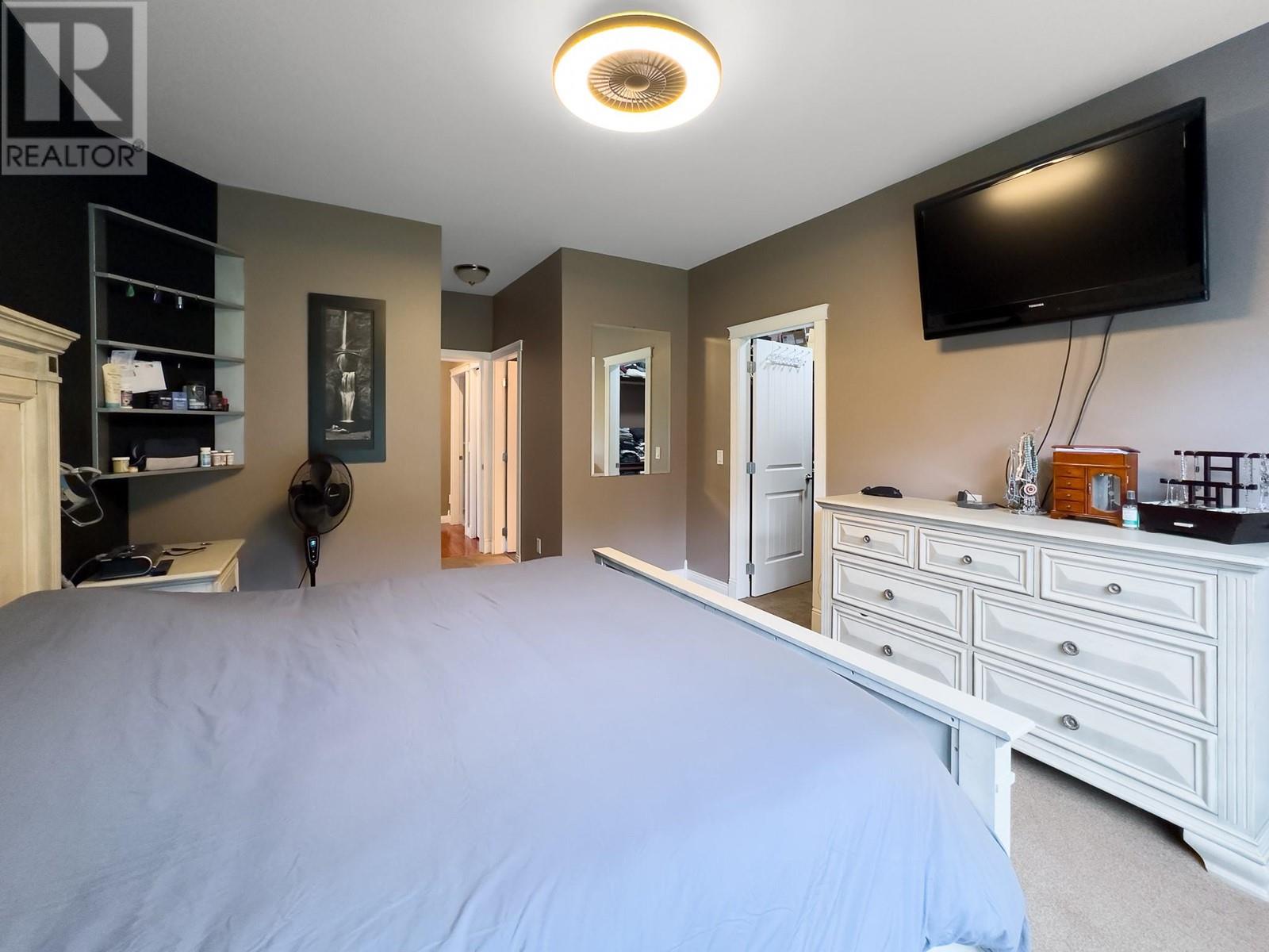 2593 Glenmount Place Property Photo 25
