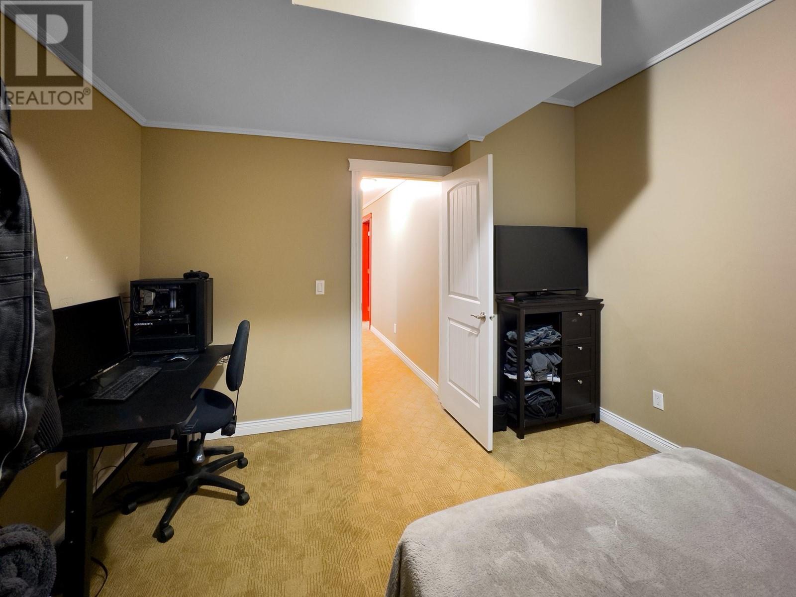 2593 Glenmount Place Property Photo 36